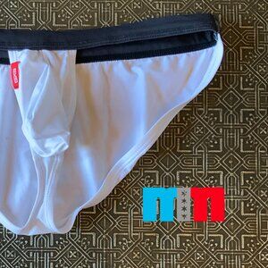 TINY JAPANESE BULGE TANGA (SMALL)